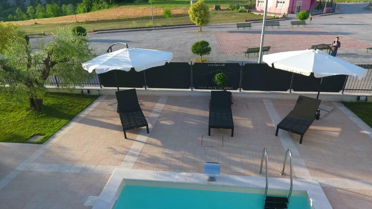 Residence Stella Del Gran Sasso Colledara エクステリア 写真