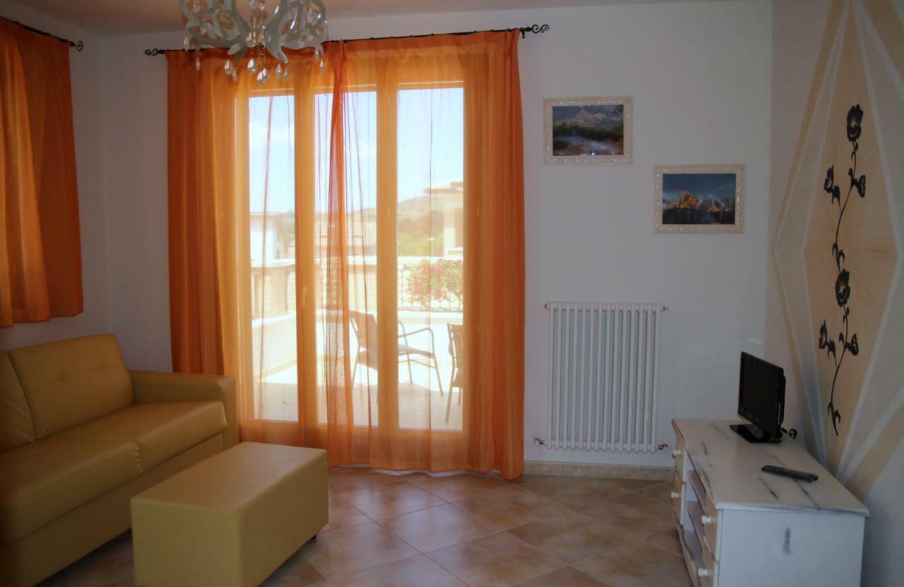 Residence Stella Del Gran Sasso Colledara エクステリア 写真
