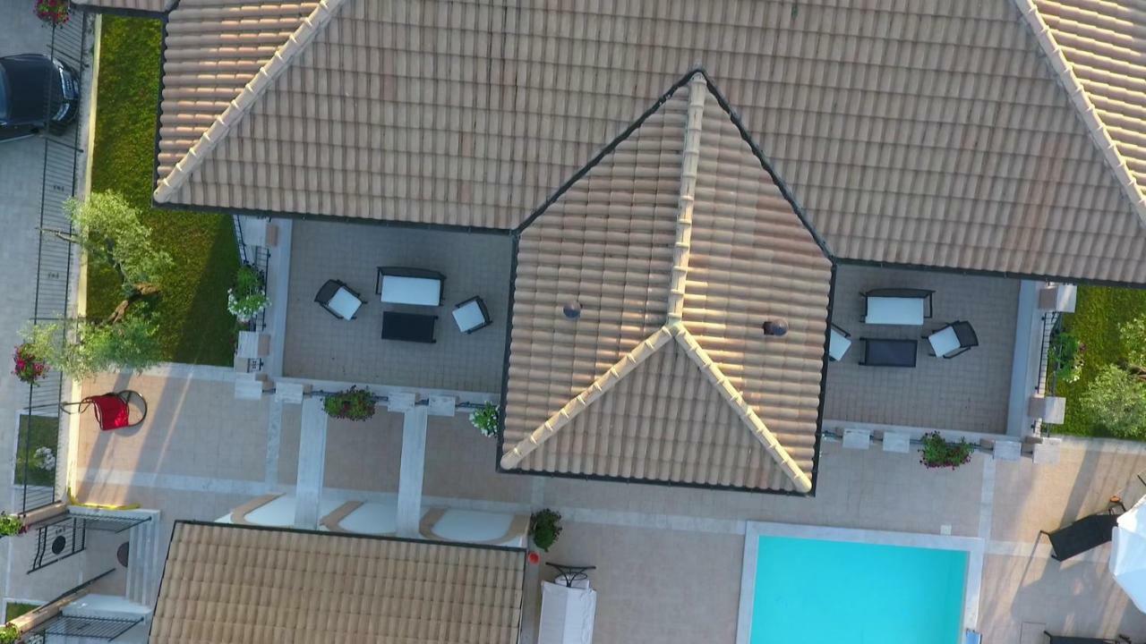 Residence Stella Del Gran Sasso Colledara エクステリア 写真